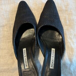Manolo Blahnik black heeled slides